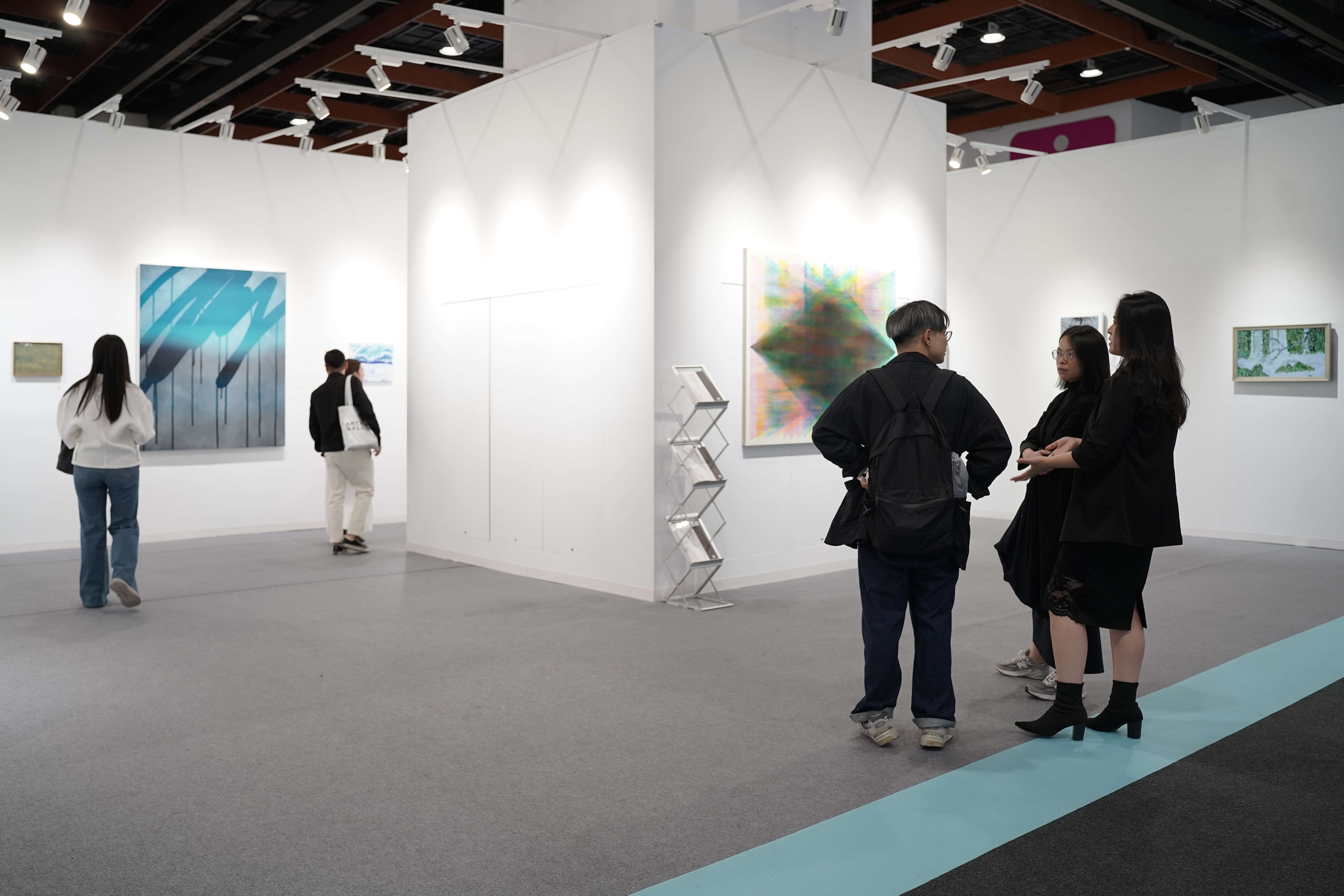 ���_FindARTs����λˇ�g�c���yý���B�Y���������H���^���ʬF��׿Խ��ҕ�X���磬���������l�µ�ˇ�g�����cչʾ��ʽ�����_��λˇ�g���µ���