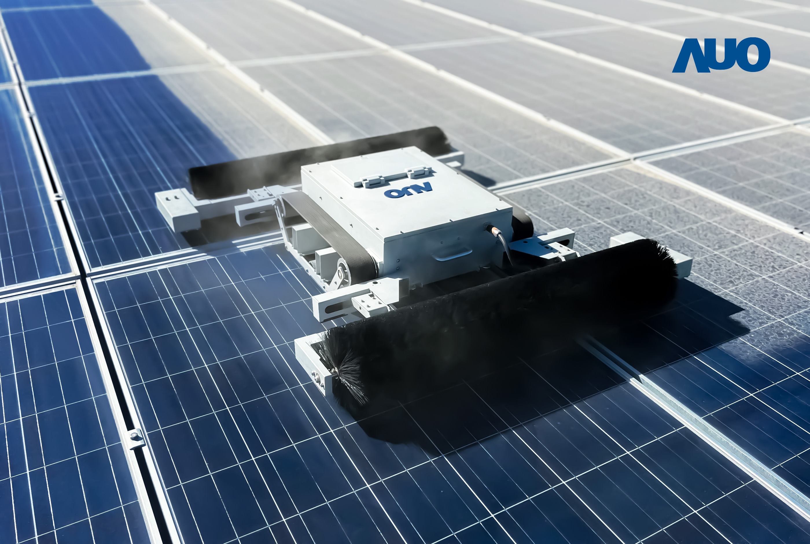 ���_��̫���ģ�M�坍�C����SunCleanBots�������p�������ǻۻ��c��Ч�ʃ��ݣ����dȫ�Ԅӌ����坍ģʽ���ё���춶���̫���늏S���򣬴������̫���ģ�Mʹ�É����cЧ�܁K���������ɱ����@�_����Ʒ�y�|��