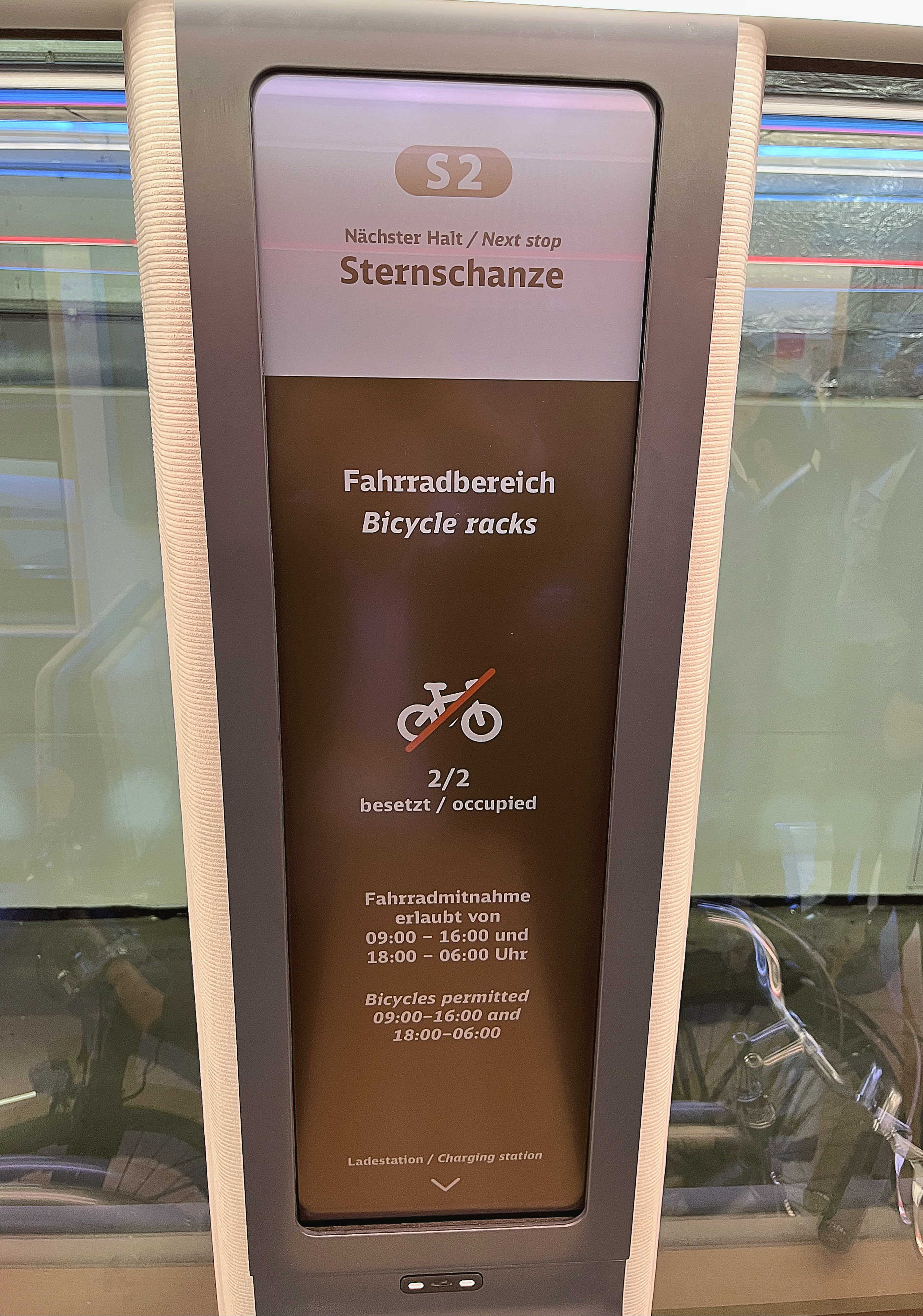 �_(d��)��HiRaso�@ʾ���g(sh��)����đ�̴�Һ����(d��)�ص��p��(w��n)�B(t��i)���Լ�����h(hu��n)���⾀�ķ�ʽ���l(f��)�]�����Դ�\(y��n)��Ч�ʣ���H�ڸ��Q�@ʾ����r(sh��)������������ڳ��m(x��)�oֹ�Į����@ʾ�τt�����늣��c���y(t��ng)Һ���@ʾ���g(sh��)��ȴ����(ji��)ʡ90%�ܺ���